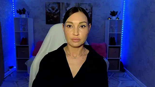 NikoleMills' Live XXX Chat