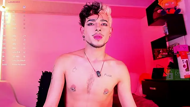 Dominik_Eclipse élő XXX-chatje