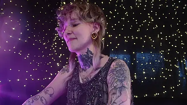 Chat XXX ao vivo de Littlespacemouse