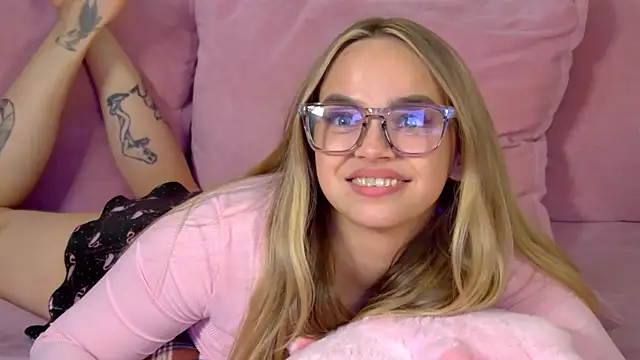 AnitaVenture Chat XXX in diretta