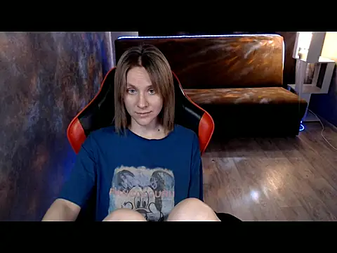 Chatroom XXX en direct de MiaBun1