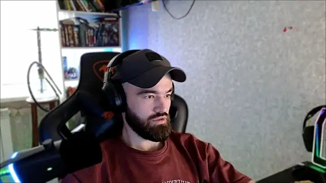 XXX chat uživo modela _Serious_Man