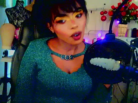 Anaconda2350's Live XXX Chat