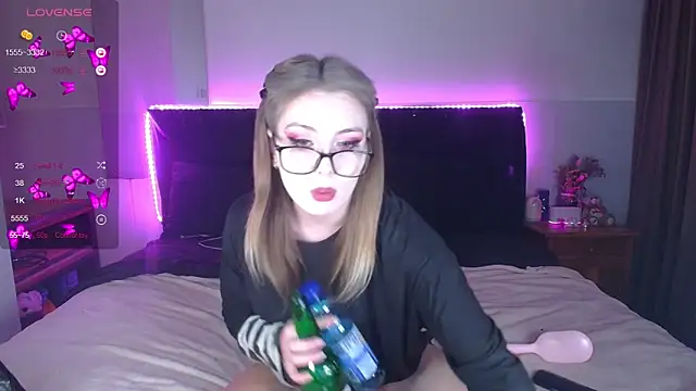 ammyska Adlı Modelin Canlı XXX Sohbeti