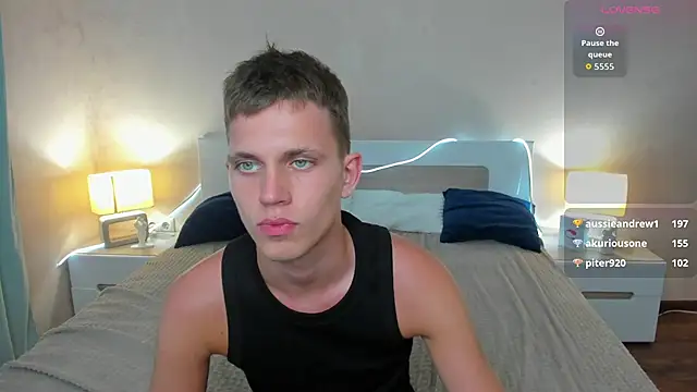 m0neyken – Naživo XXX chat