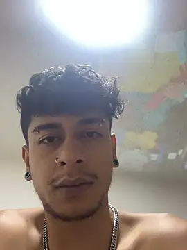 Chat XXX en directo de Sombraharper