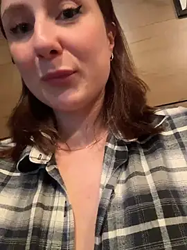 צ'אט XXX בשידור חי של Dina_Tease