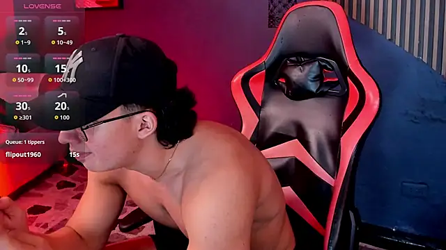 XXX chat uživo modela Axxel_Muscle