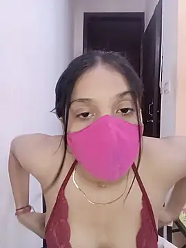 Cute_Rakhi8 Adlı Modelin Canlı XXX Sohbeti