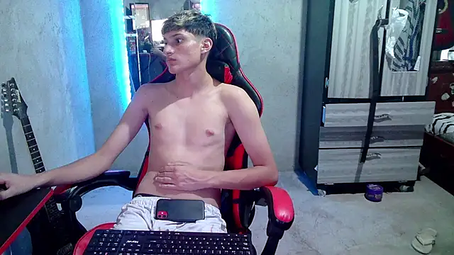 Pablito_Junior11 Chat XXX in diretta