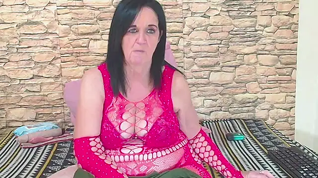 Chat +18 de LuciousGrace ao vivo