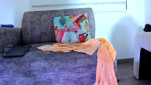 XXX chat uživo modela nailon_karol11