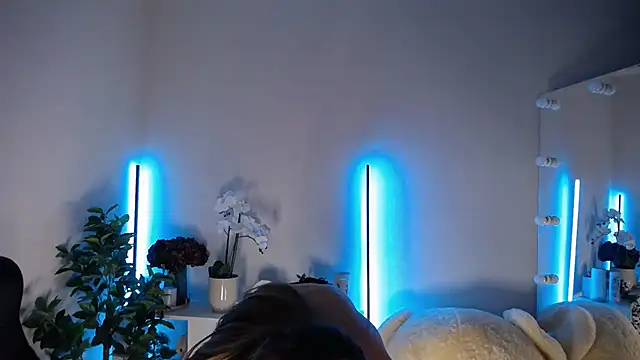 XXX chat uživo modela Ritaneer