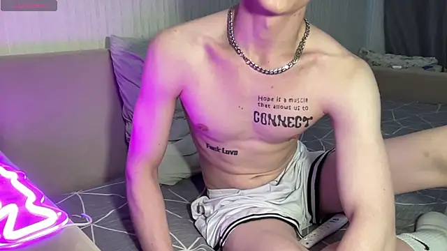 Travis_Gracile's Live XXX Chat