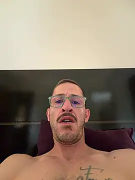 Онлайн чат XXX MeladoDiMel