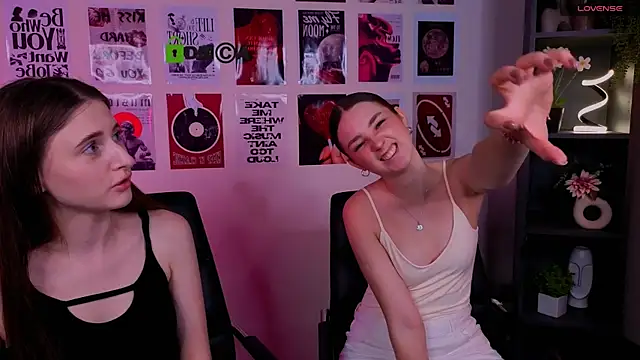 Chatroom XXX en direct de nekky_mouse