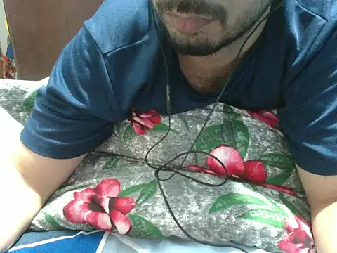 הופעת וובקאם של Precumboner