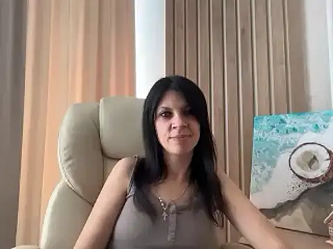 InjaAtHome's Live XXX Chat