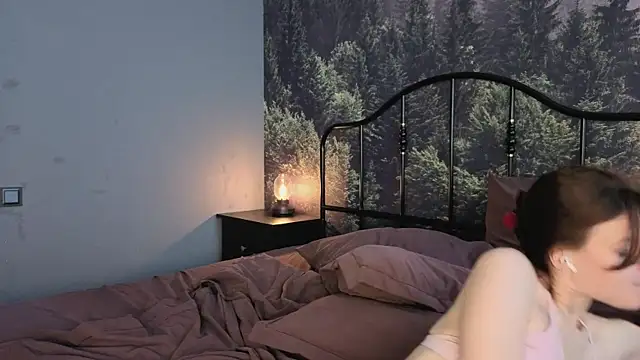 uwu_Lisa Chat XXX in diretta