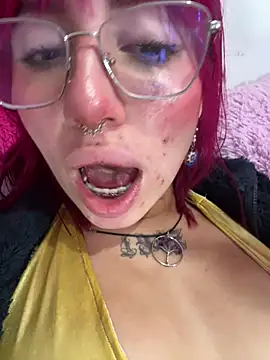 Czat XXX na żywo – Kitty_Melodi