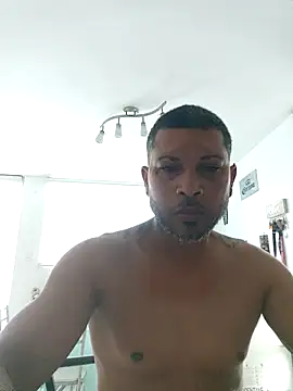 tropikboy Live XXX-chat