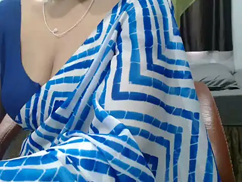 sunitha-3 Chat XXX in diretta