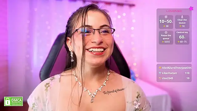 Chat +18 de Taiga_Cute ao vivo