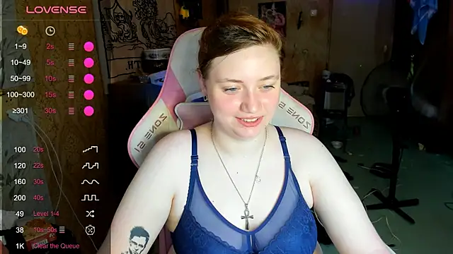 Chat +18 de lily_shamy ao vivo