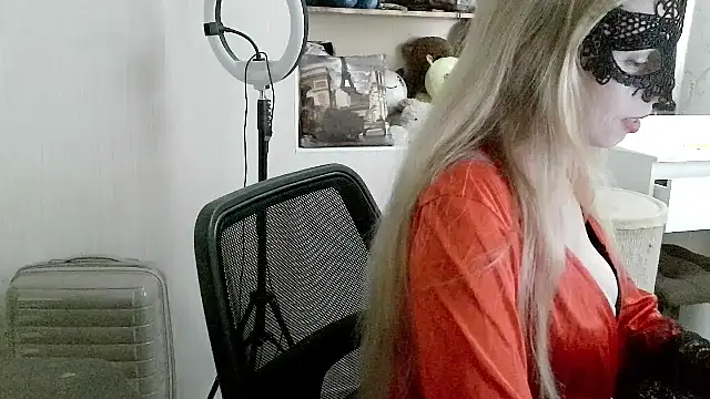 xMilagrosxs' Live XXX Chat