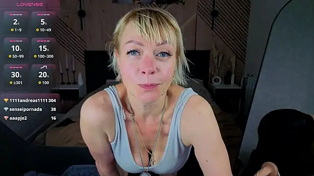 Chat +18 de Ann_Annise ao vivo