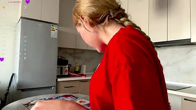 AlberthaBudd Live XXX-Chat
