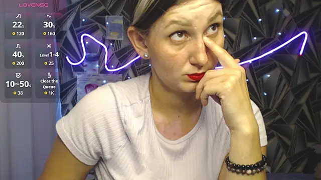 NikkiKisss' Live XXX Chat