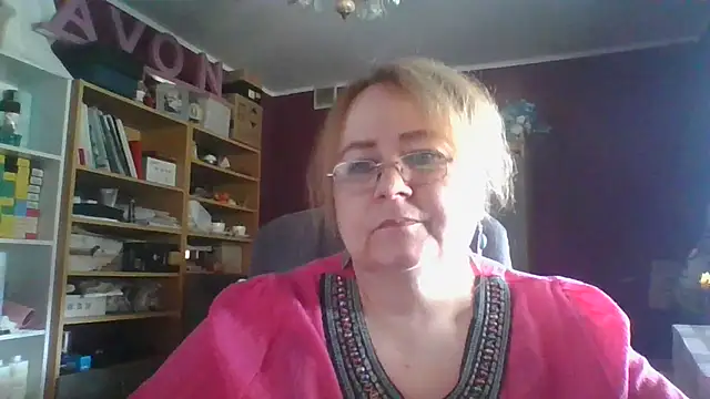 Živý XXX chat Iwenne