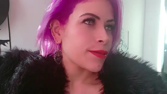 Natalia_Montoya Adlı Modelin Canlı XXX Sohbeti