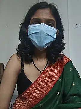 Shivani2002 live XXX chat