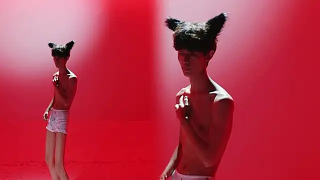 YLBOY-777 Chat XXX in diretta