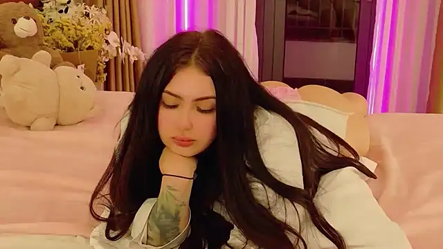 Živý XXX chat UR_MADDY_ONLINE