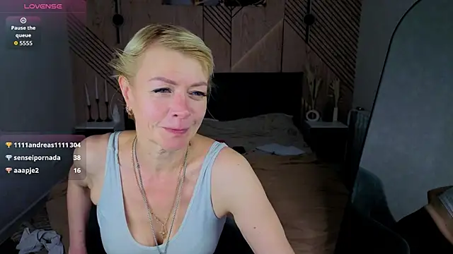 Ann_Annise – Naživo XXX chat