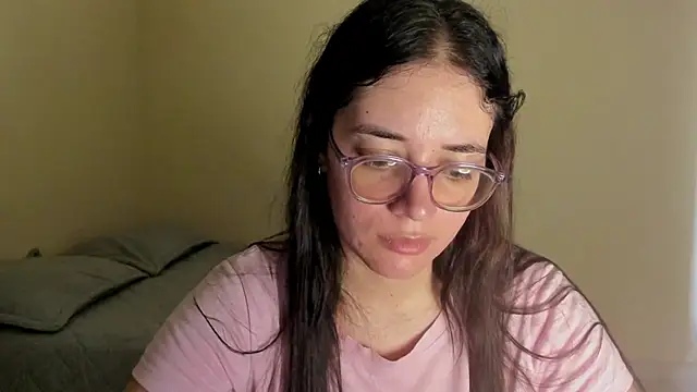 atenas_05_'s Live XXX Chat