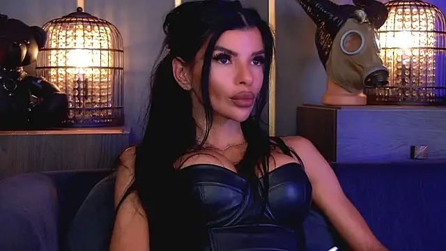 XXX chat uživo modela EleniaDevons