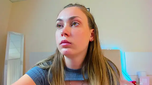 MelanieCuty – Live XXX-chat
