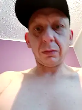 Tom4Womans XXX чат на живо