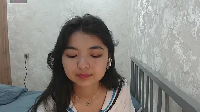 Shy_Kira Live XXX-chat