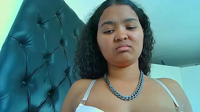 Chat XXX en directo de indianaphrodite1