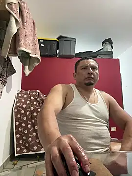 צ'אט XXX בשידור חי של Benjacabo