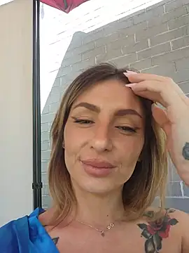 SofiaLace Chat XXX live