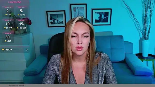 XXX chat uživo modela EvieMagical