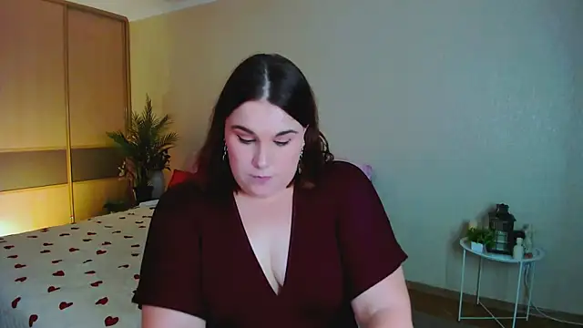 צ'אט XXX בשידור חי של OliviaTwens