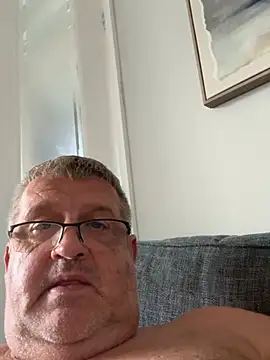 Chatroom XXX en direct de Daddystrokes4u