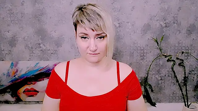 Djullia Live XXX-chat